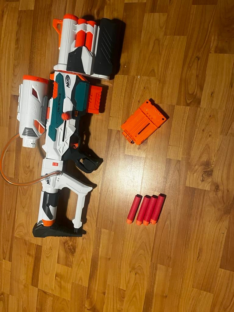 Nerf Modulus Tri-Strike, Ophalen of Verzenden, Zo goed als nieuw