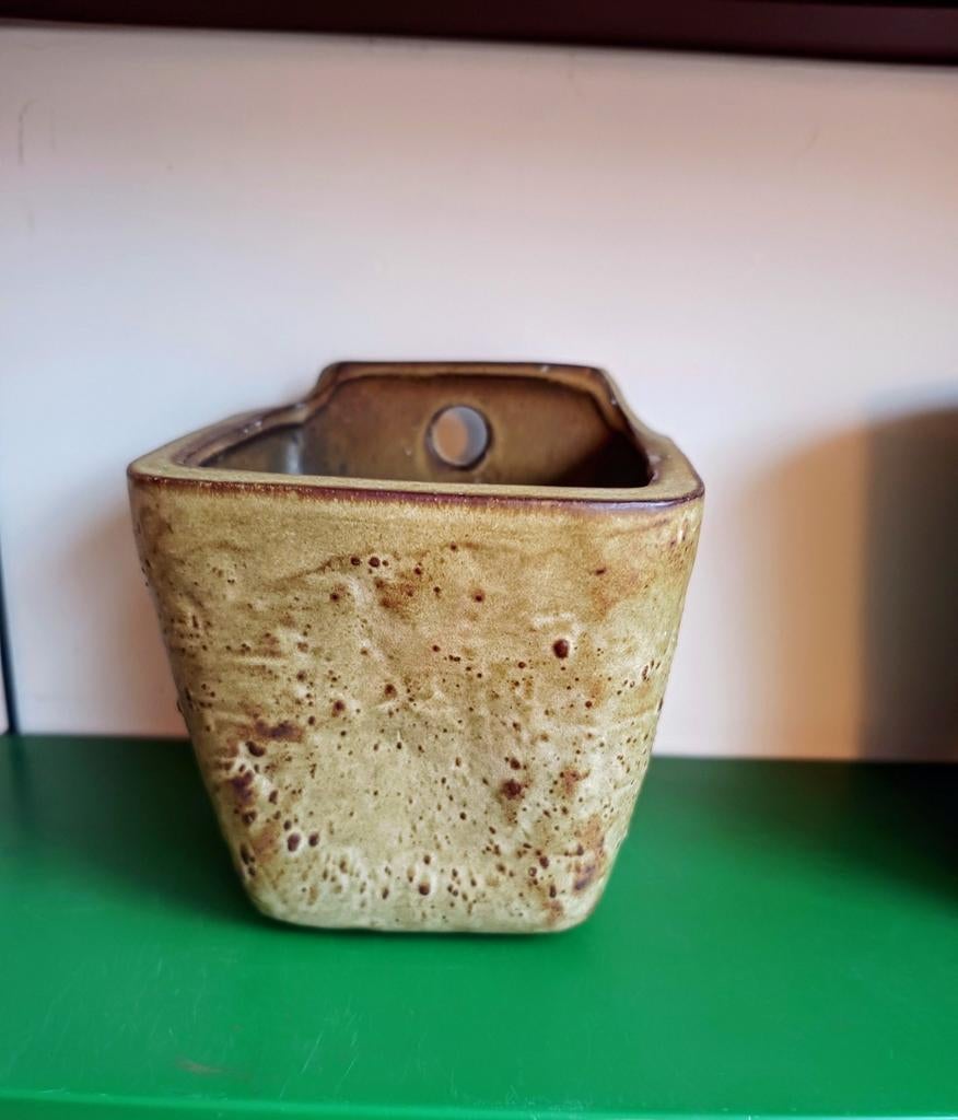 Mobach Vintage Wandbloempot - Aardewerk, Huis en Inrichting, Gebruikt, Mobach Keramiek, Overige kleuren, Aardewerk of Porselein