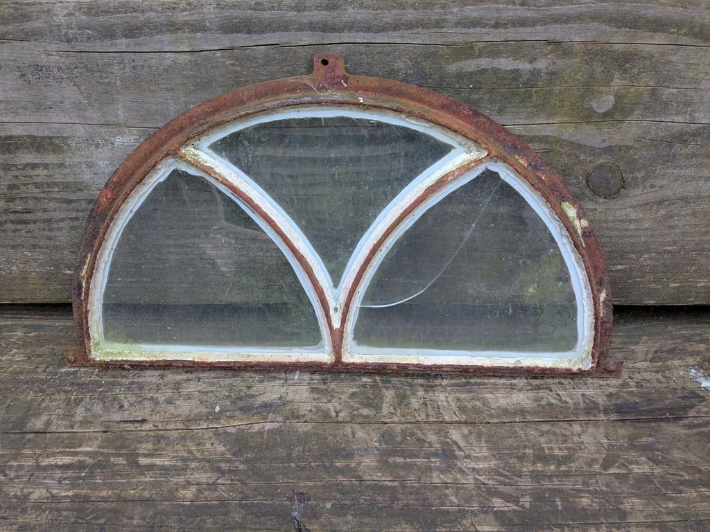 Gietijzeren stalraam - Antiek halfrond raam, Gevelraam of Ruit, Gebruikt, Minder dan 80 cm, Minder dan 80 cm