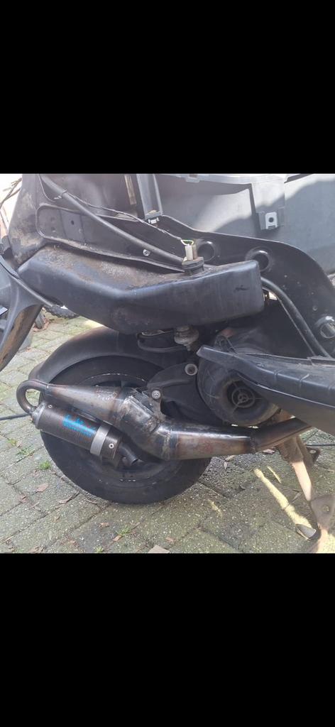 Leovince terugloop piaggio, Ophalen, Zo goed als nieuw, Uitlaat