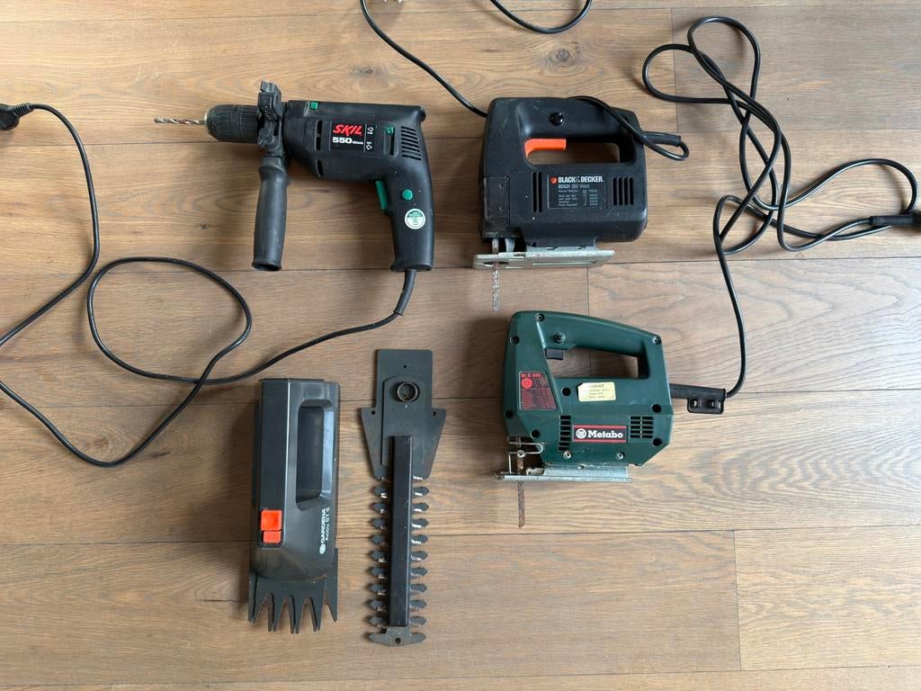 4x gereedschap oa boor en zaag machine’s, Ophalen of Verzenden, Gebruikt, Kolomboormachine