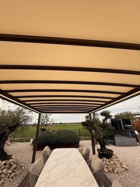 Corradi | Butterfly | Overkapping | Vouwdak, Ophalen, Gebruikt, Veranda