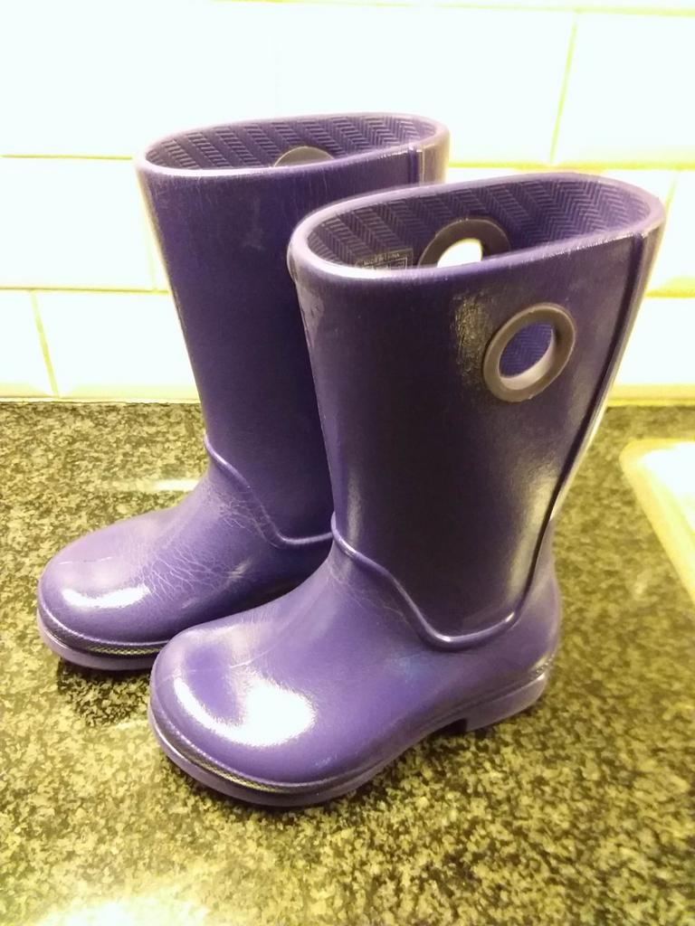 Crocs laarsjes. Maat 25/26, Ophalen of Verzenden