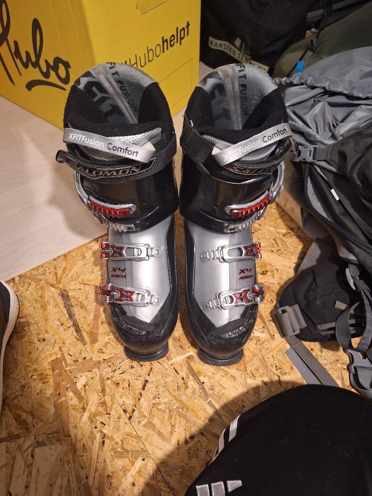 Ski schoenen salamon maat 43, Sport en Fitness, Ophalen, Gebruikt, Schoenen, Salomon