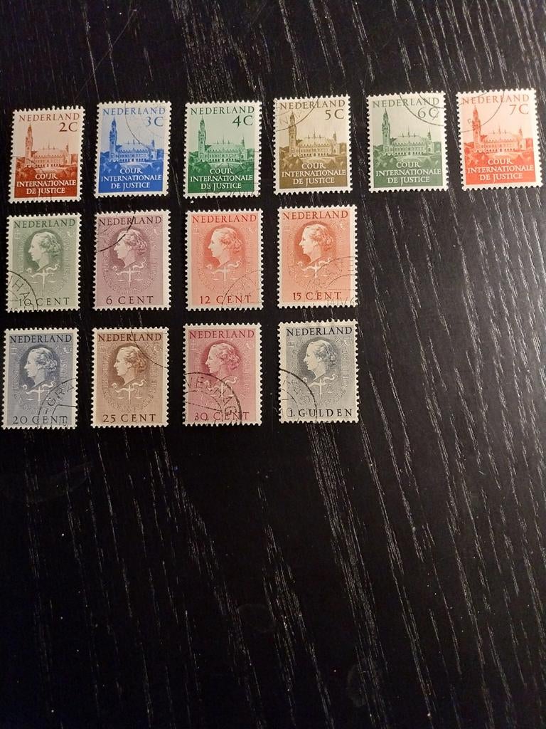 16p.  Cour Internationale de Justice, gestempeld; D27-D40, Verzenden
