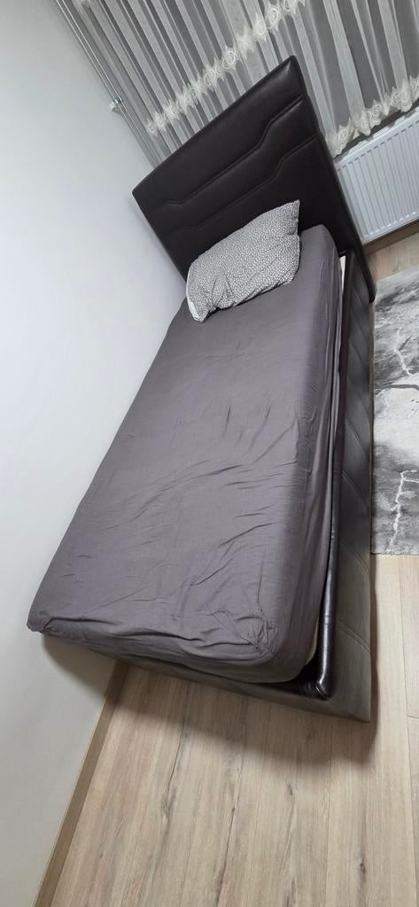 Mooie eenpersoons bed/boxspring met opbergruimte, Huis en Inrichting, Ophalen, 90 cm, Eenpersoons, Zwart
