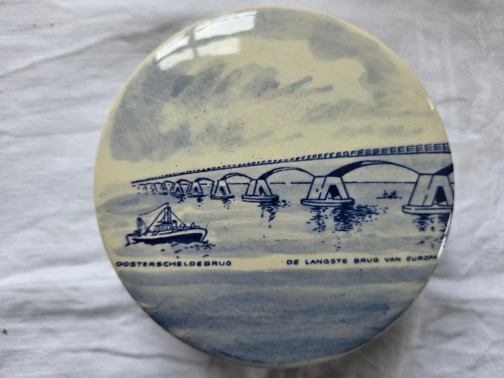 Delftsblauwe bonbonniëre Oosterscheldebrug Zeeland, Ophalen of Verzenden