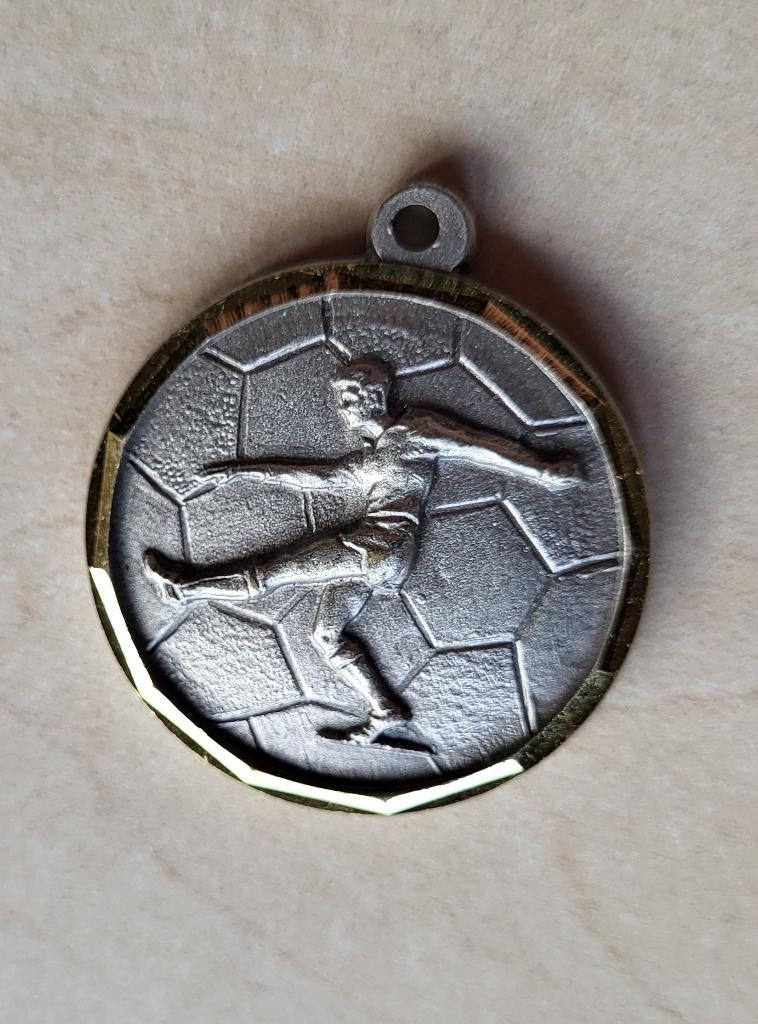 Alphen aan de Rijn Voetbal medaille, Postzegels en Munten, Penningen en Medailles, Ophalen of Verzenden, Overige materialen