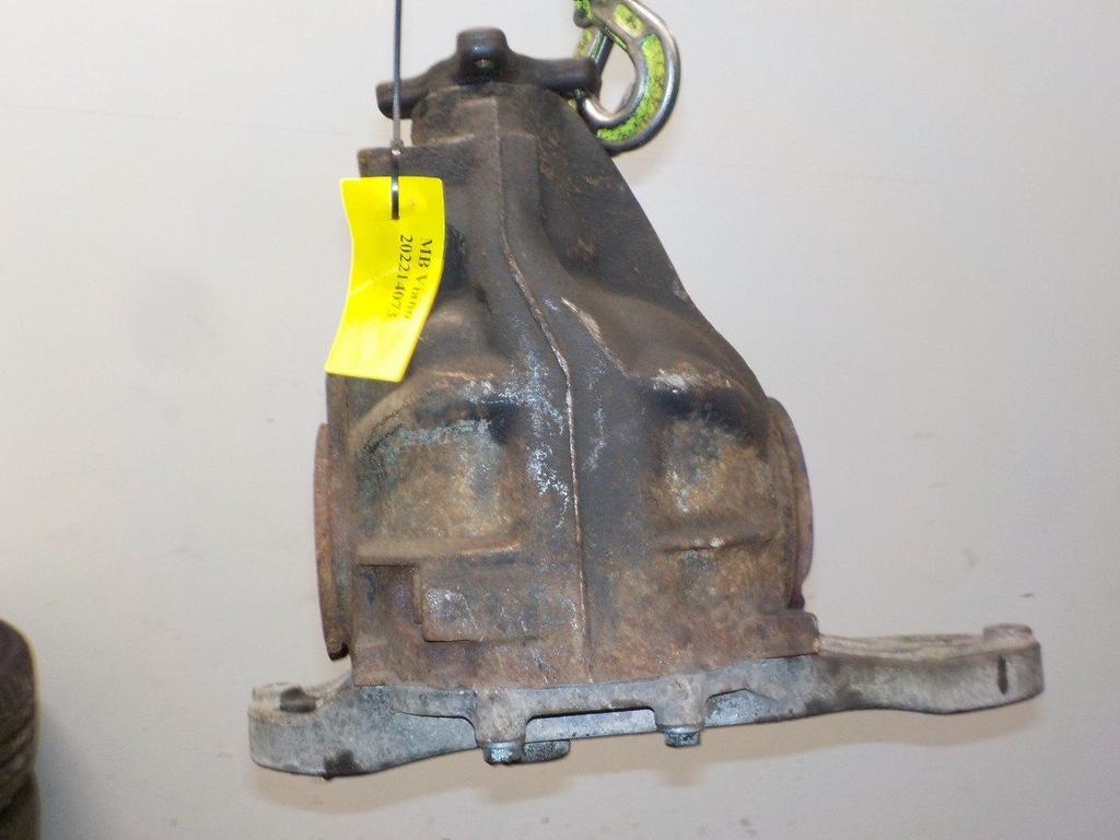 Cardan Mercedes-Benz Vito, Onderdelen@venauto.nl, Van der Ven Autorecycling B.V., Gebruikt, Ettenseweg 76, 4706 PB Roosendaal, The Netherlands