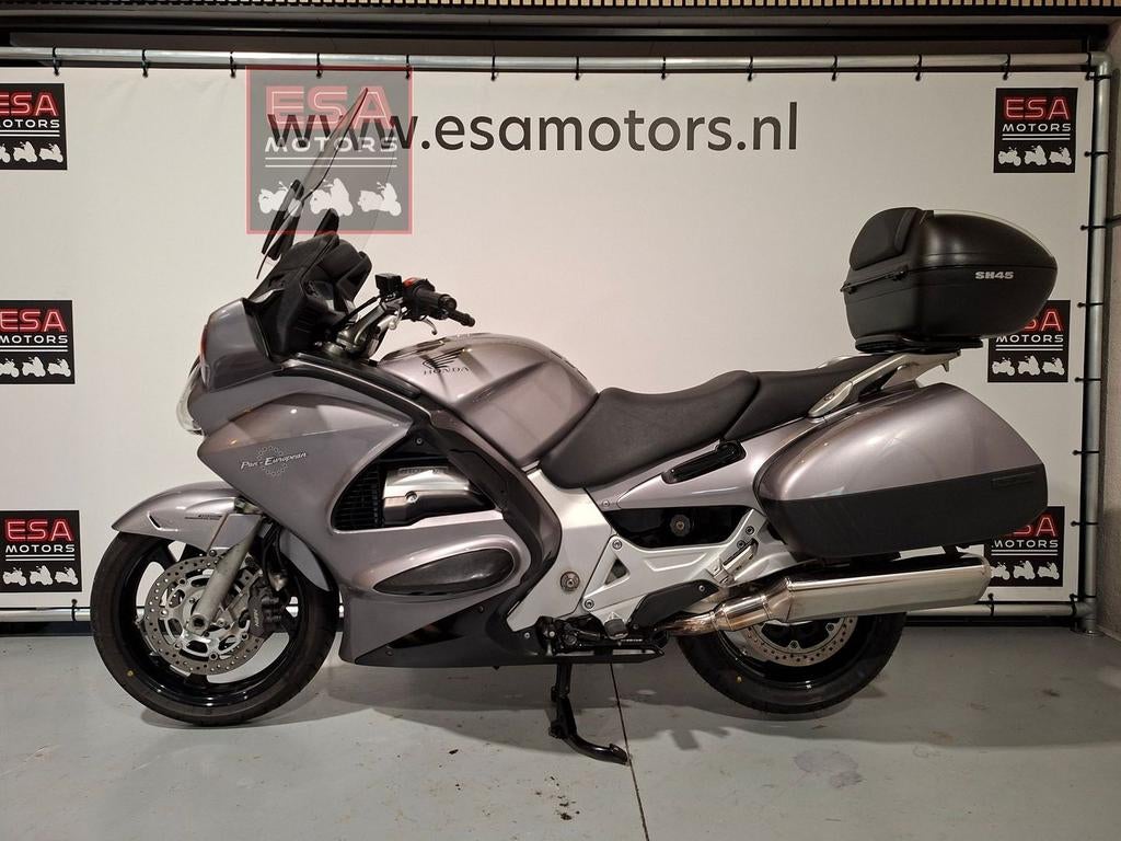 HONDA ST 1300 PAN EUROPEAN 2002 - super strak - garantie!