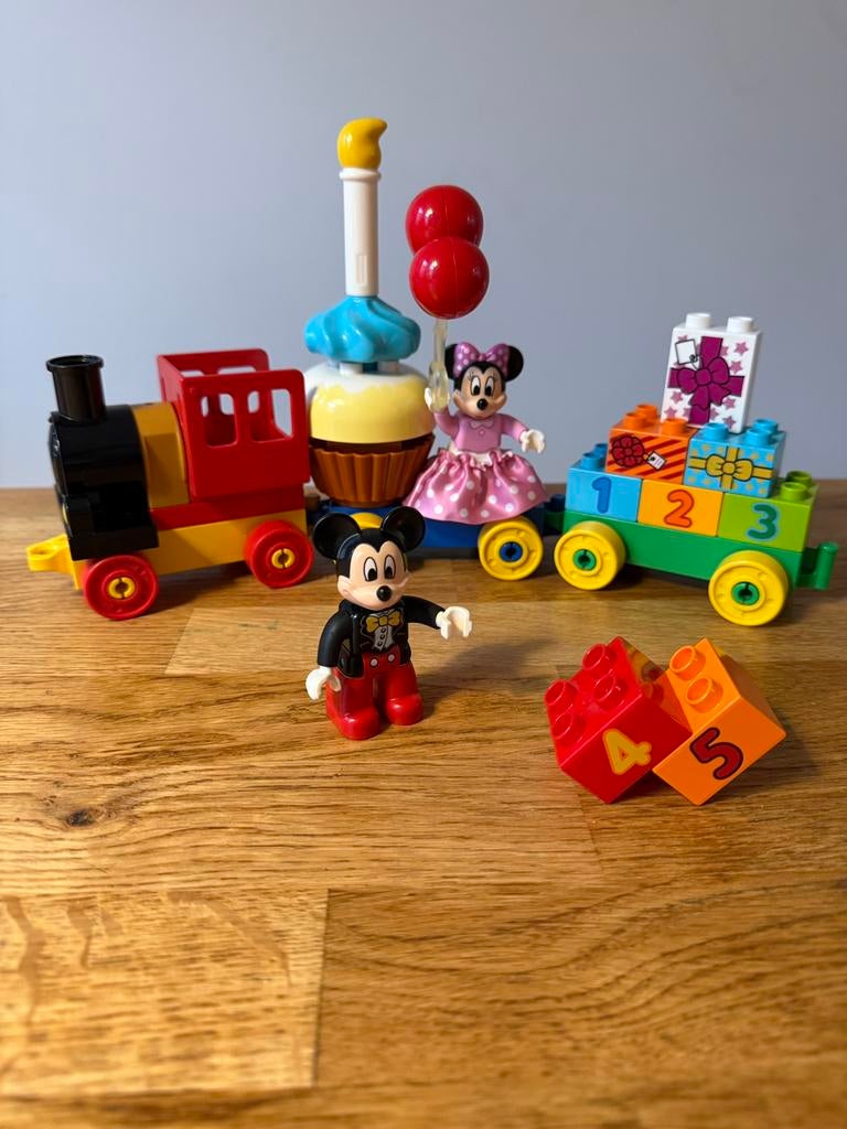 Duplo Mickey & Minnie Verjaardagsoptocht - 10597, Ophalen of Verzenden, Zo goed als nieuw, Complete set, Duplo