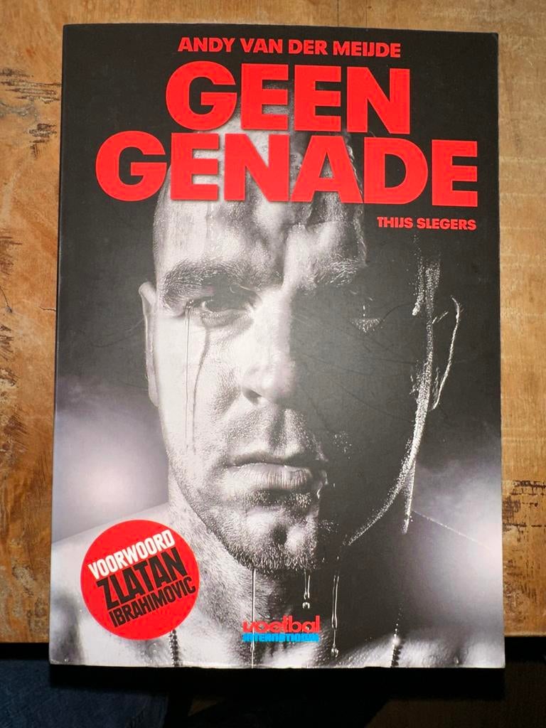 Geen Genade - Andy van der Meijde Biografie, Boeken, Biografieën, Zo goed als nieuw, Sport, Ophalen of Verzenden