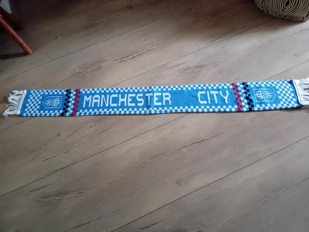 Voetbalsjaal, Ophalen of Verzenden, Zo goed als nieuw, Sjaal