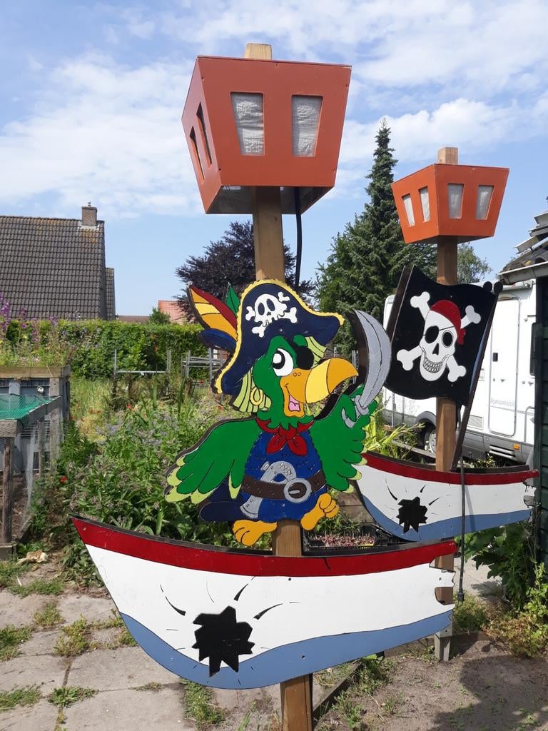 Piraten feestpalen straatversiering te huur, Ophalen, Zo goed als nieuw, Overige
