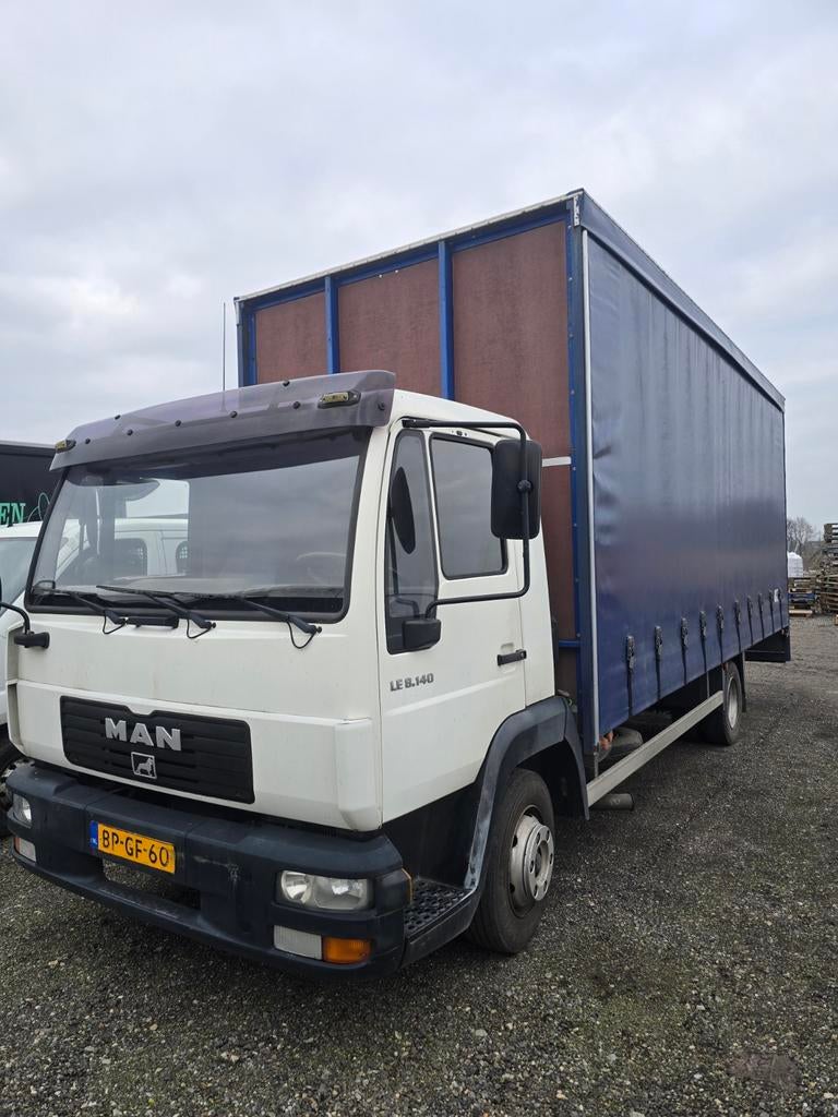 MAN LE 8. 140 vrachtwagen 160 000 km, Bedrijf, Te koop
