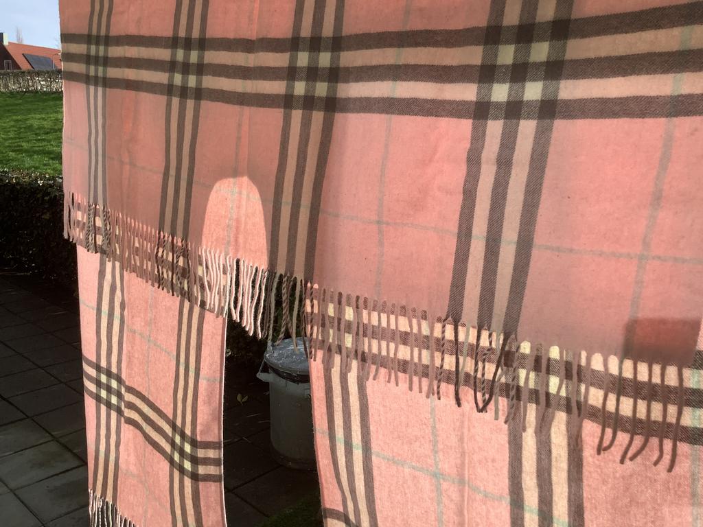 Omslagdoek, Ophalen of Verzenden, Zo goed als nieuw, Maat 46/48 (XL) of groter, Sjaal