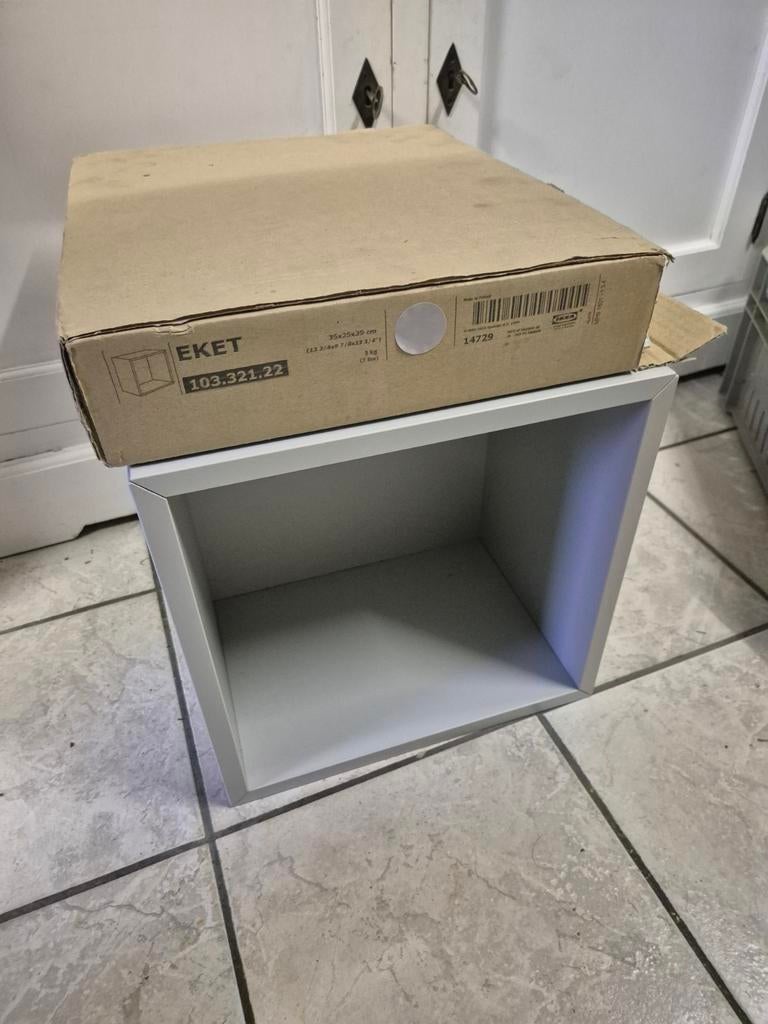 Ikea Eket wandkastjes - 1 nieuw, 1 gebruikt 35x35x25, Teakhout, Met plank(en), Nieuw, Ophalen of Verzenden