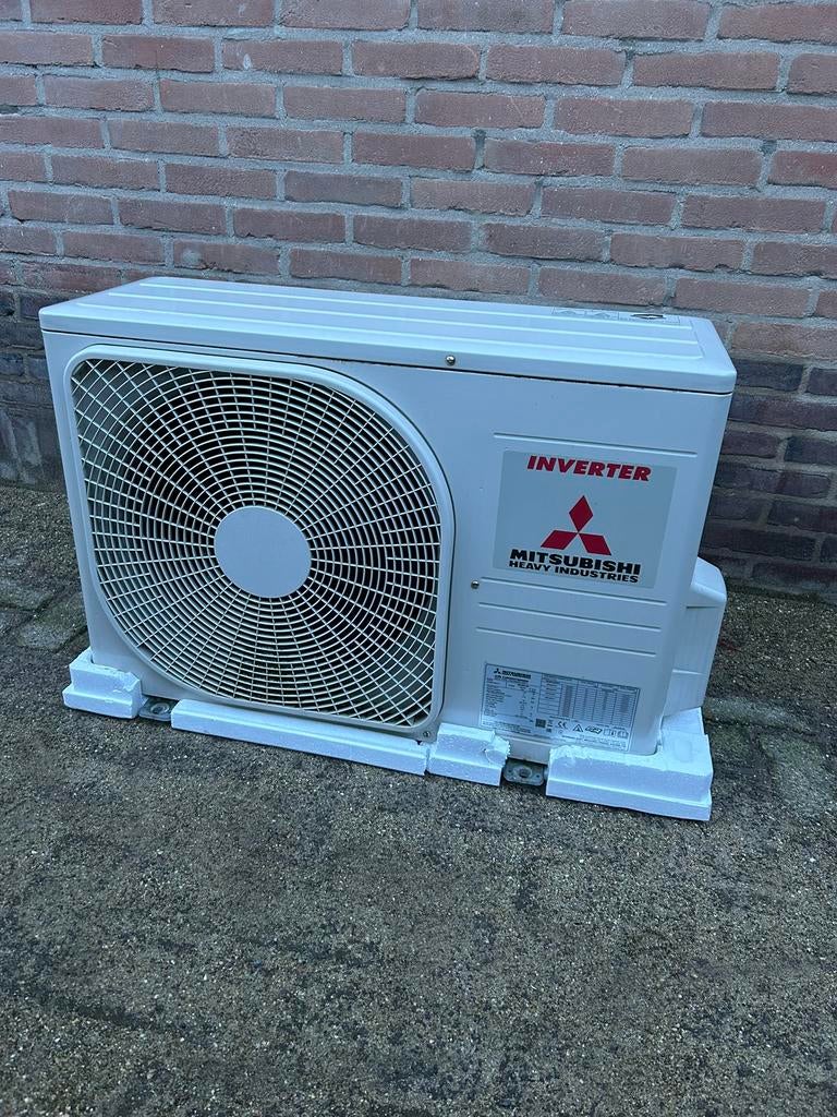 Mitsubihi Airco buiten unit 2,5 KW, Witgoed en Apparatuur, Airco's, Ophalen, Minder dan 60 m³, 3 snelheden of meer, Wandairco