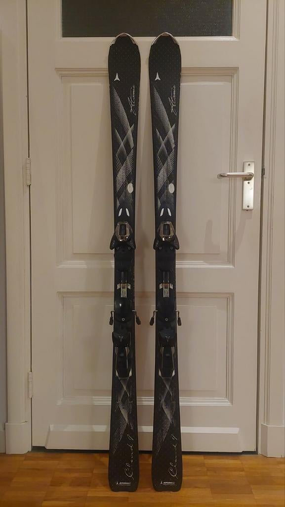 Atomic Cloud 9 Ski's met Bindingen - 158cm, Sport en Fitness, Skiën en Langlaufen, 140 tot 160 cm, Gebruikt, Ophalen of Verzenden
