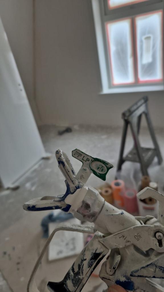 Graco 595 Verfspuit te Huur voor airless latex en lak, Ophalen of Verzenden, Gebruikt, Verfspuit of Verfpomp