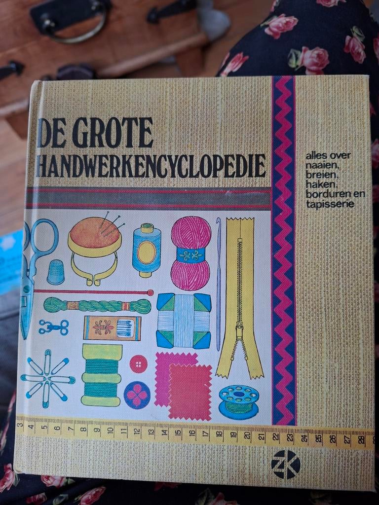 De grote handwerkencyclopedie, Ophalen of Verzenden, Patroon of Boek