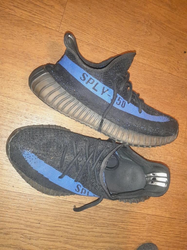 Adidas Yeezy Boost 350 V2 Dazzling Bleu 41, Zwart, Ophalen of Verzenden, Sneakers of Gympen, Adidas