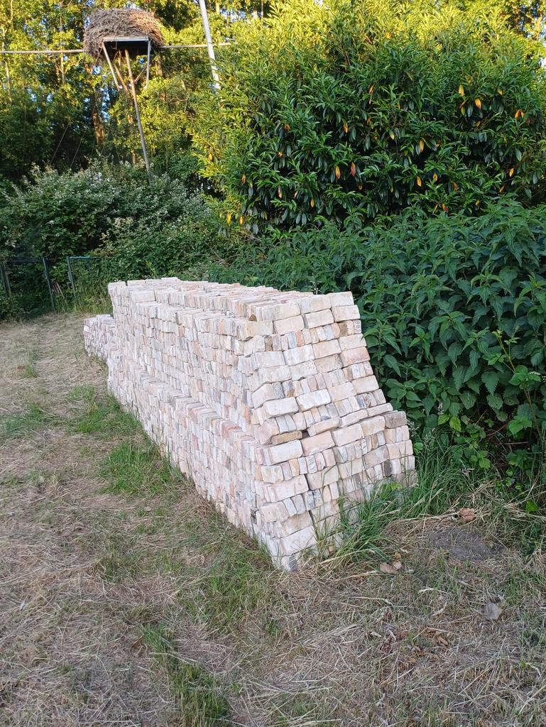 SUPER KORTING! Gele ijsselsteentjes gebikt 5.000 stuks 16x4