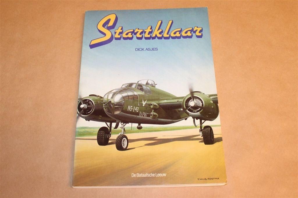 Startklaar — Dick Asjes, 50 Jaar Vliegen, met veel Foto's, Verzamelen, Luchtvaart en Vliegtuigspotten, Gebruikt, Schaalmodel, -
