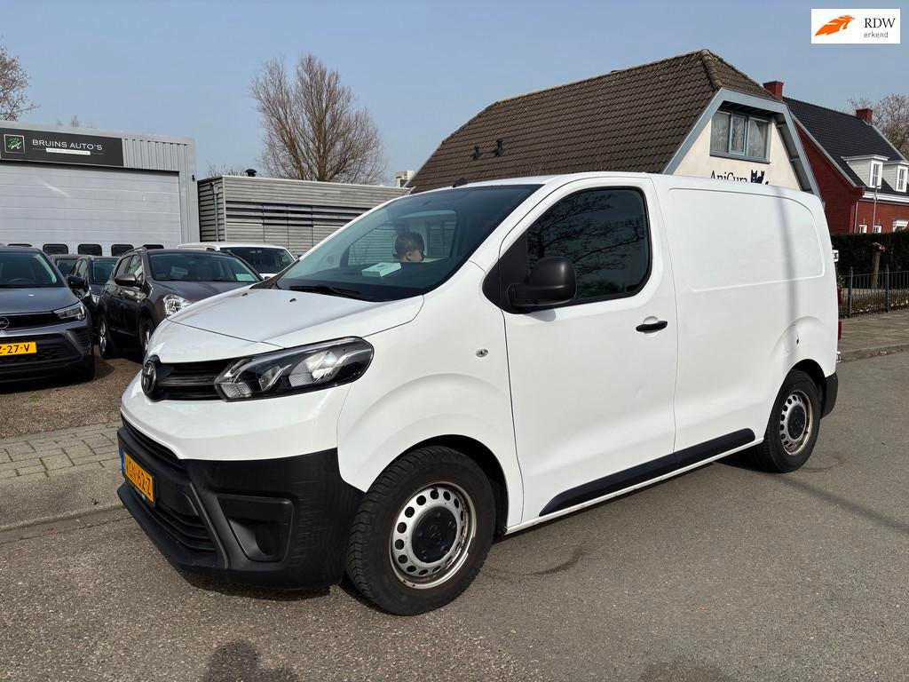 Toyota PROACE Compact 1.5 D-4D Cool Comfort 6Bak Cruisecontr, Voorwielaandrijving, Gebruikt, Euro 6, 4 cilinders