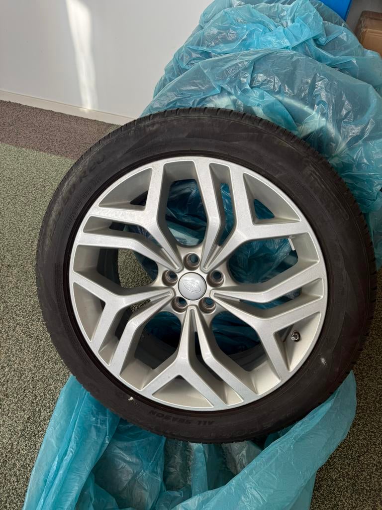 All season Range Rover banden met velg 4 stuks, Ophalen, All Season, Banden en Velgen