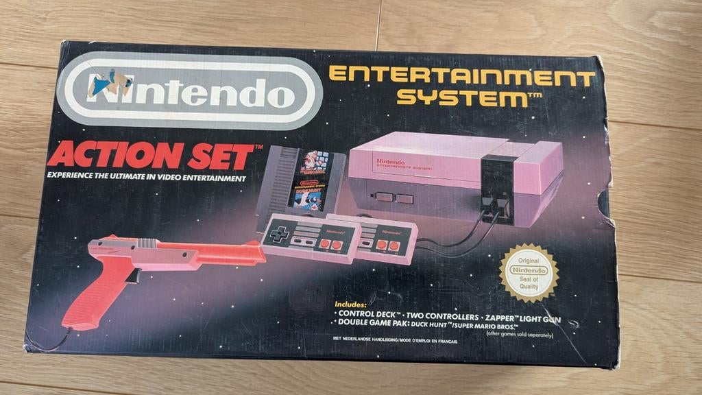 Nintendo Action Set compleet met 3 extra spellen, Spelcomputers en Games, Spelcomputers | Nintendo NES, Ophalen of Verzenden, Gebruikt