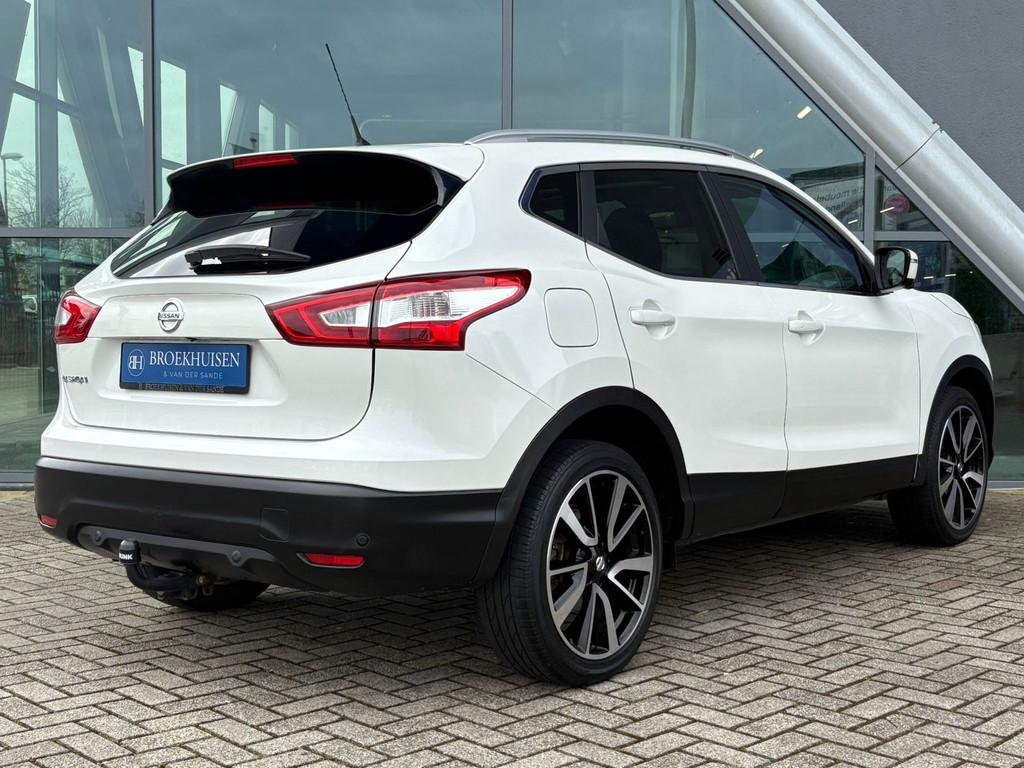 Nissan Qashqai 1.2 Tekna Panoramadak / Trekhaak / 360 Camera, Auto's, Nissan, Voorwielaandrijving, Gebruikt, 4 cilinders, 116 pk