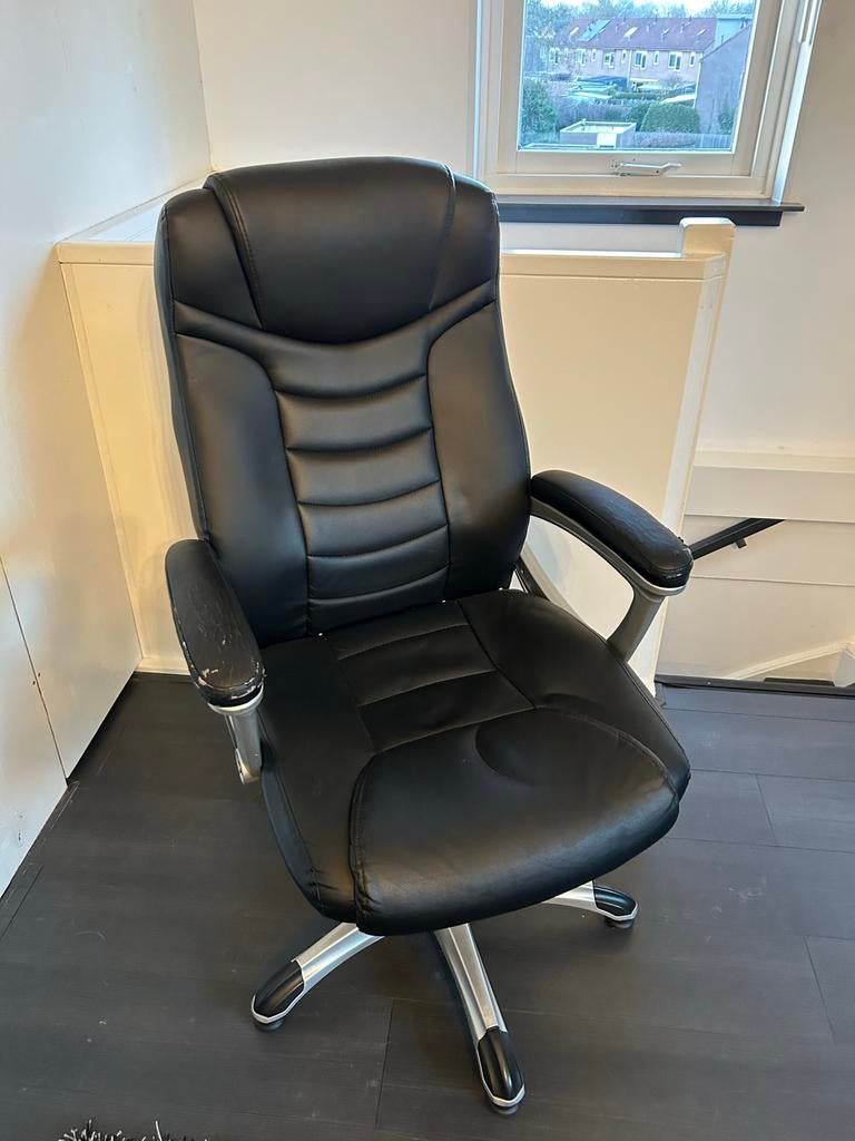 Zwarte bureaustoel, Ophalen, Gebruikt, Zwart, Bureaustoel