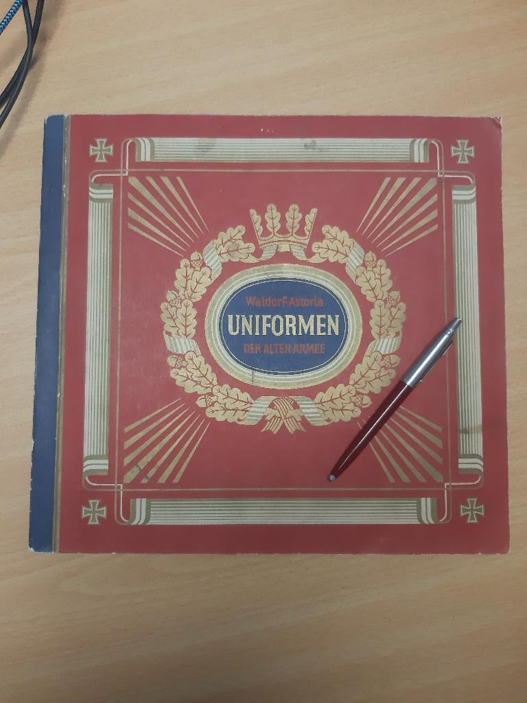 Uniformen der Alten Armee WWI (Waldorf-Astoria 1933), Verzamelen, Verzenden, Landmacht, Duitsland, Boek of Tijdschrift