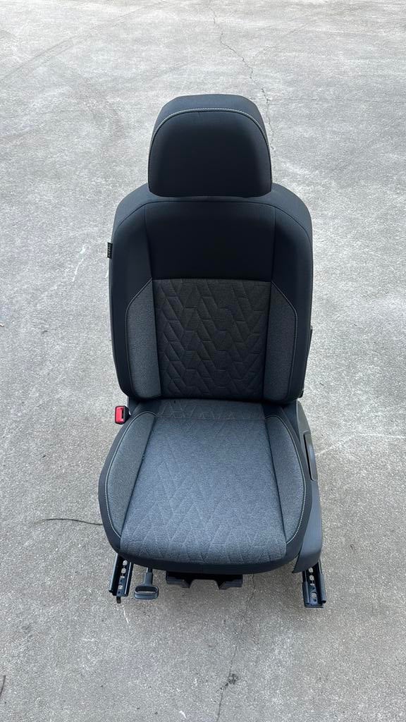 Volkswagen polo 2g aw 2022+ voorstoelen, Auto-onderdelen, Ophalen, Nieuw, Volkswagen