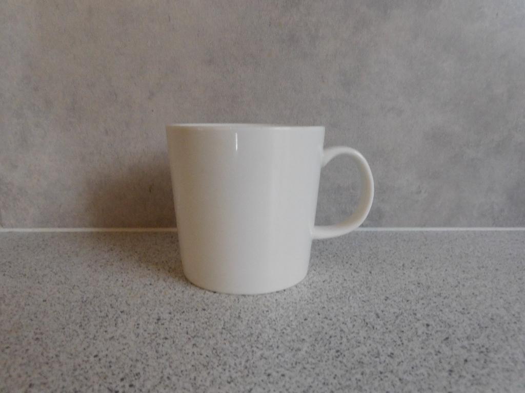 Mok Crème Teema Iittala, Ophalen of Verzenden, Zo goed als nieuw, Overige stijlen, Kop(pen) en/of Schotel(s)