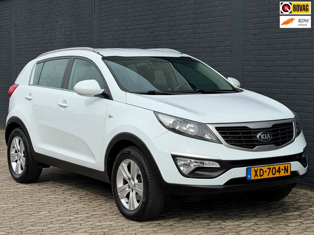 Kia Sportage 1.6 GDI ComfortLine AIRCO CRUISE TREKHAAK WINTE, Voorwielaandrijving, Euro 5, 4 cilinders, Wit