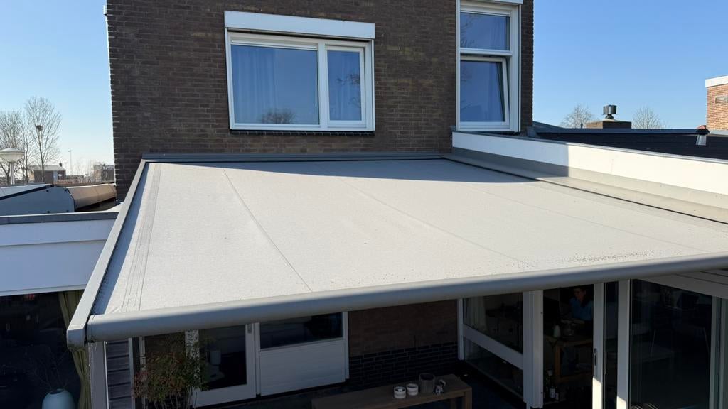 Weinor Uitvalscherm, electrisch bedient, ca 500cm x 413cm, Tuin en Terras, Zonneschermen, Ophalen, Elektrisch, Zo goed als nieuw