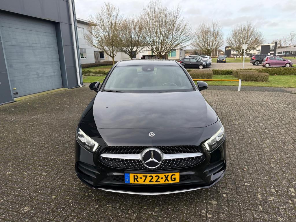 Mercedes-Benz A-klasse 250 e AMG Line 2022 Automaat, Gebruikt, 4 cilinders, 15 kWh, Leder en Stof