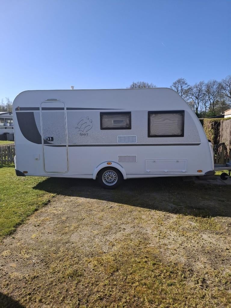 Zeer nette Knaus Sport 420 QD, bouwjaar 2019, als nieuw!!, Dwarsbed, Treinzit, 6 tot 7 meter, Knaus