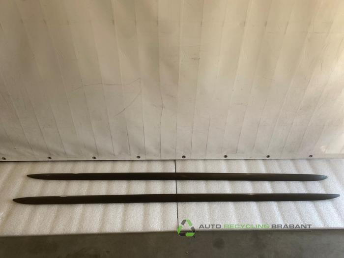 Zijskirtset links + rechts van een Audi A4, Gebruikt, -, -, -