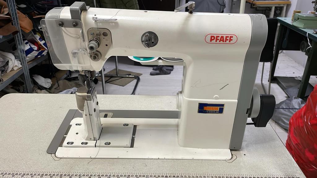 Naai mahcine in perfect staat PFAFF, Ophalen, Zo goed als nieuw, Naaimachine, Overige merken