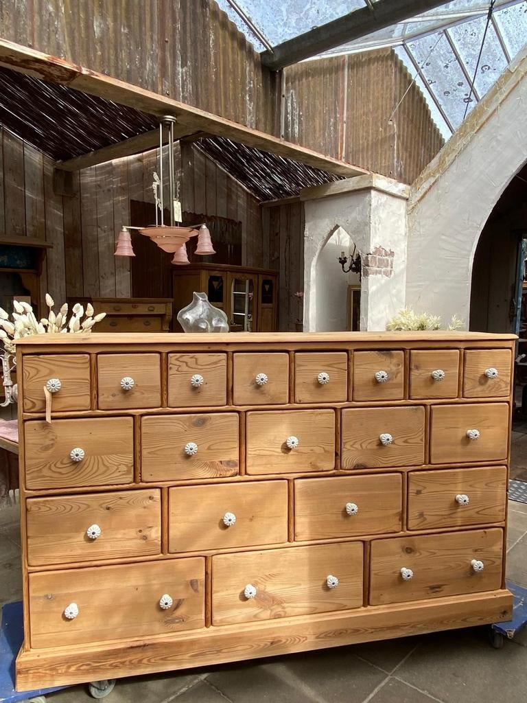 Landelijke oud grenen kast ladekast dressoir, Ophalen