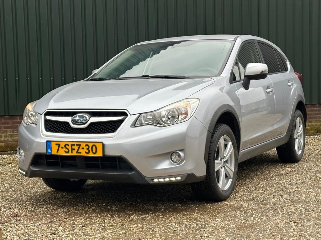 Subaru XV 2.0i Luxury AWD/Automaat/Navigatie, Auto's, Subaru, Euro 5, 4 cilinders, 150 pk, Origineel Nederlands