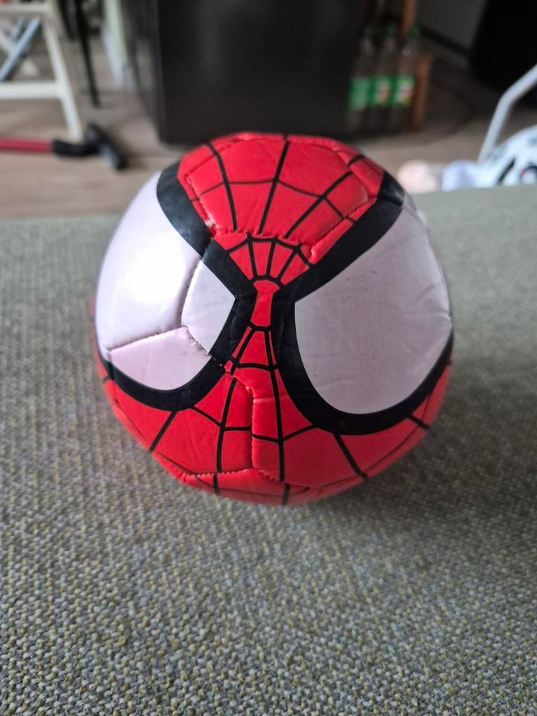 Te koop zachtebal spider man zgan, Ophalen of Verzenden, Zo goed als nieuw, Overige typen