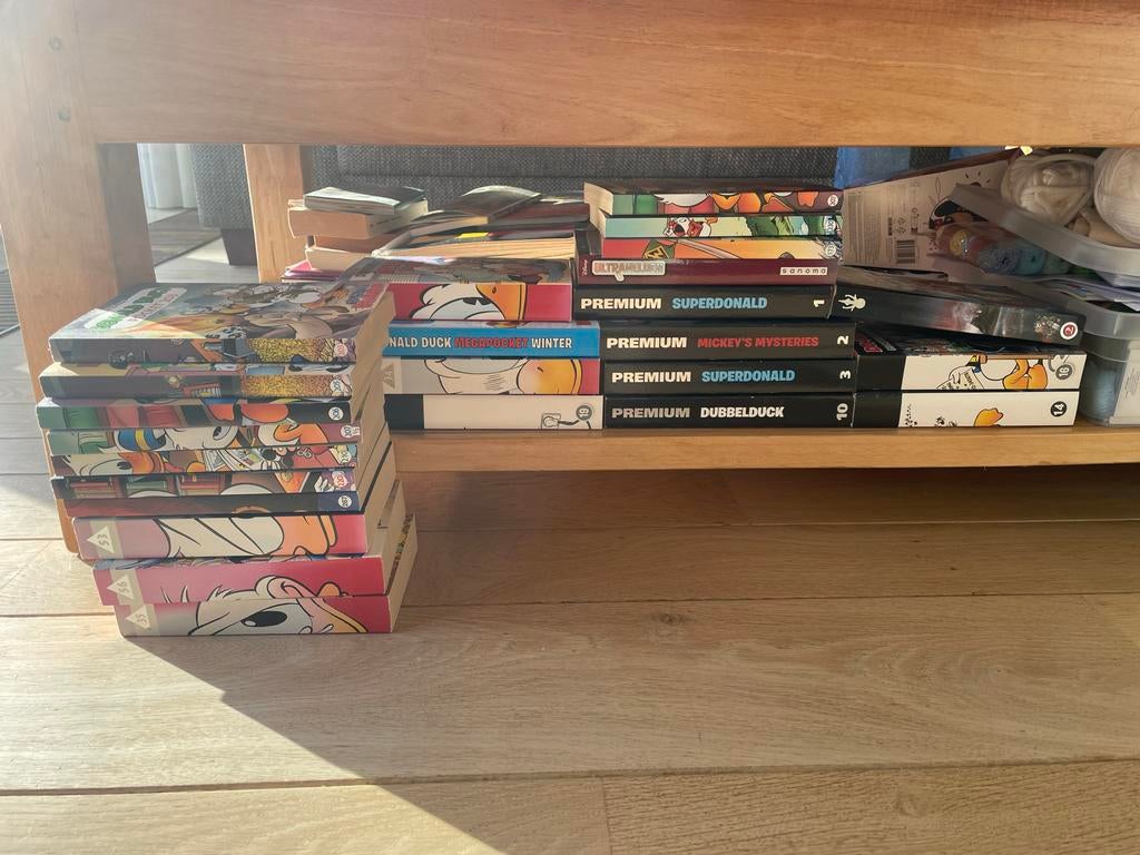 Donald Duck stripboeken collectie, Boeken, Stripboeken, Meerdere stripboeken, Ophalen of Verzenden, Gelezen