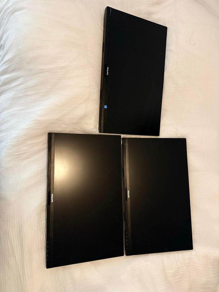 3x Philips Brilliance 241B7Q – 24 inch Full HD monitoren, Full HD, Ophalen of Verzenden, Zo goed als nieuw, VGA