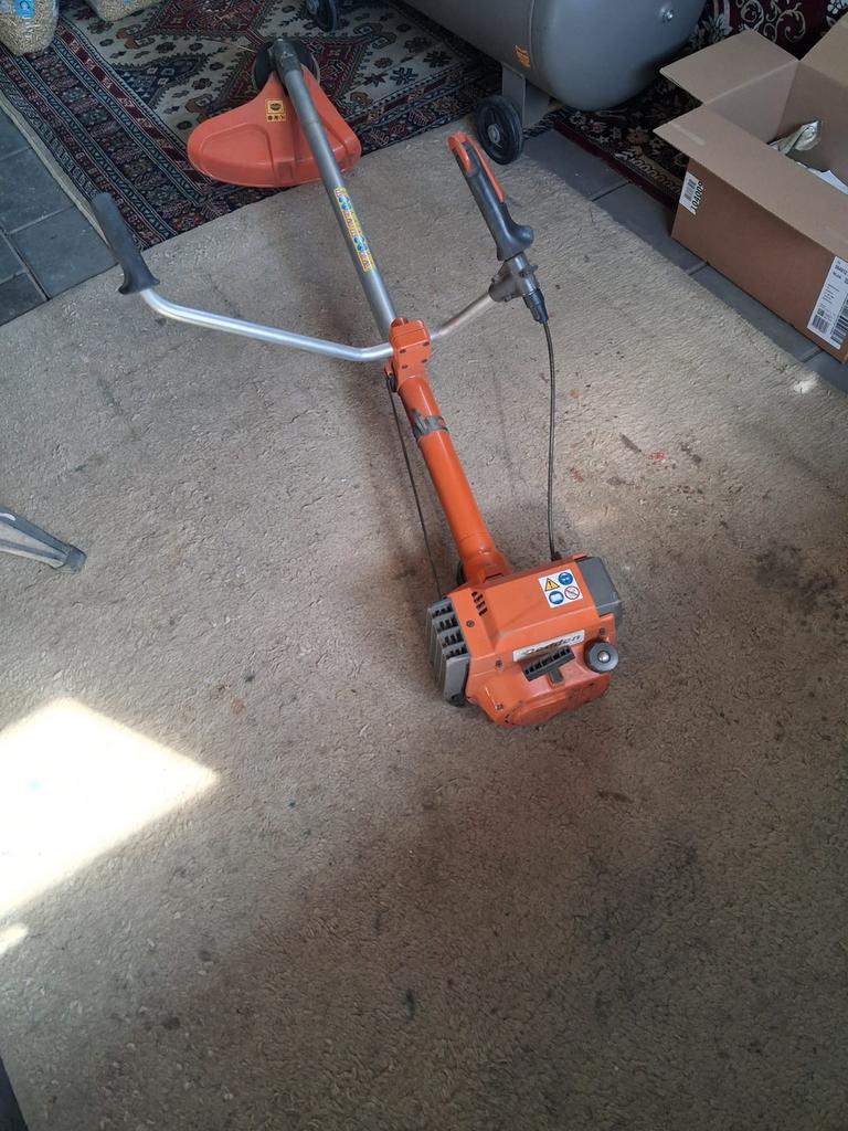 Husqvarna 265rx bosmaaier 65cc 4.1pk, Ophalen of Verzenden, Gebruikt, Benzine