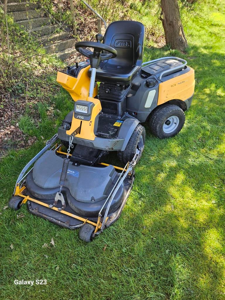 Stiga park pro 540ix 4wd zitmaaier mulch hst frontmaaier, Tuin en Terras, Zitmaaiers, Ophalen of Verzenden, Gebruikt, Mulchfunctie