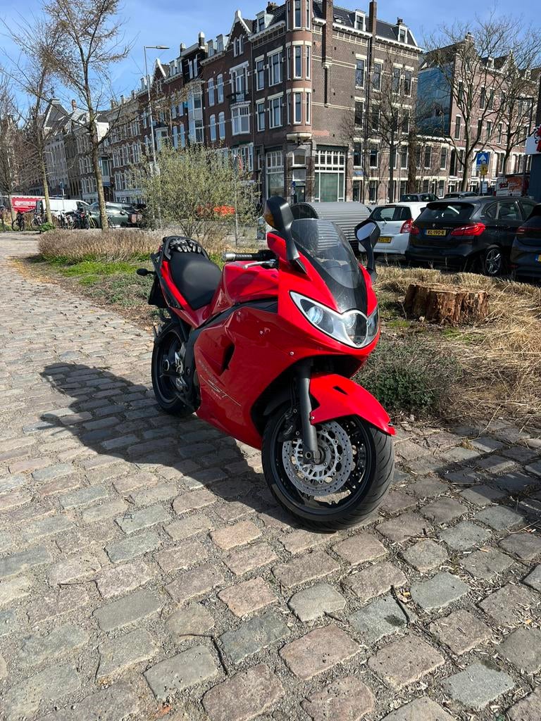 Triumph sprint st 1050 ABS 2008 125pk - sportieve sportstour